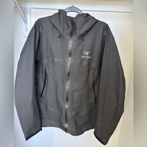 Arc'teryx Beta LT Hadron Size Large